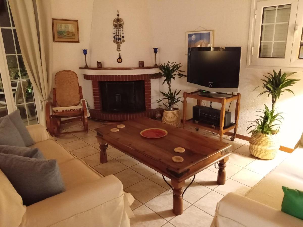 פורטו הלי Votsalo Summer House By The Beach מראה חיצוני תמונה